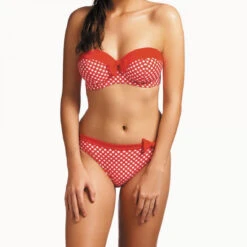 Haut De Maillot De Bain Bandeau à Armatures Rouge -Seafolly Soldes Boutique haut de maillot de bain bandeau a armatures freya tootsie poppy check 7 1140x1140