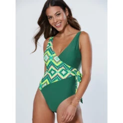 Maillot De Bain Moulant Avec Rembourrage Des Bonnets -Seafolly Soldes Boutique maillot de bain moulant avec rembourrage des bonnets 3515318 7009252 52 1140x1140