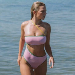 Une Pièce Asymétrique - Rose